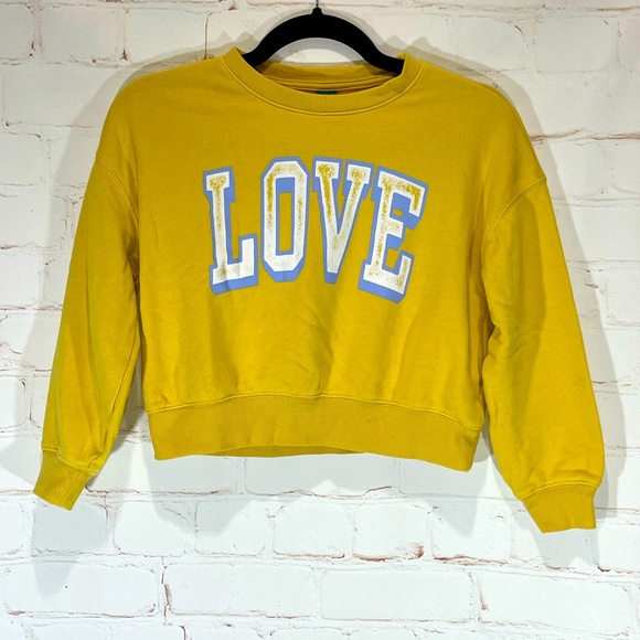 Old Navy Cropped “Love” Sweatshirt - girls - Picture 1 of 3